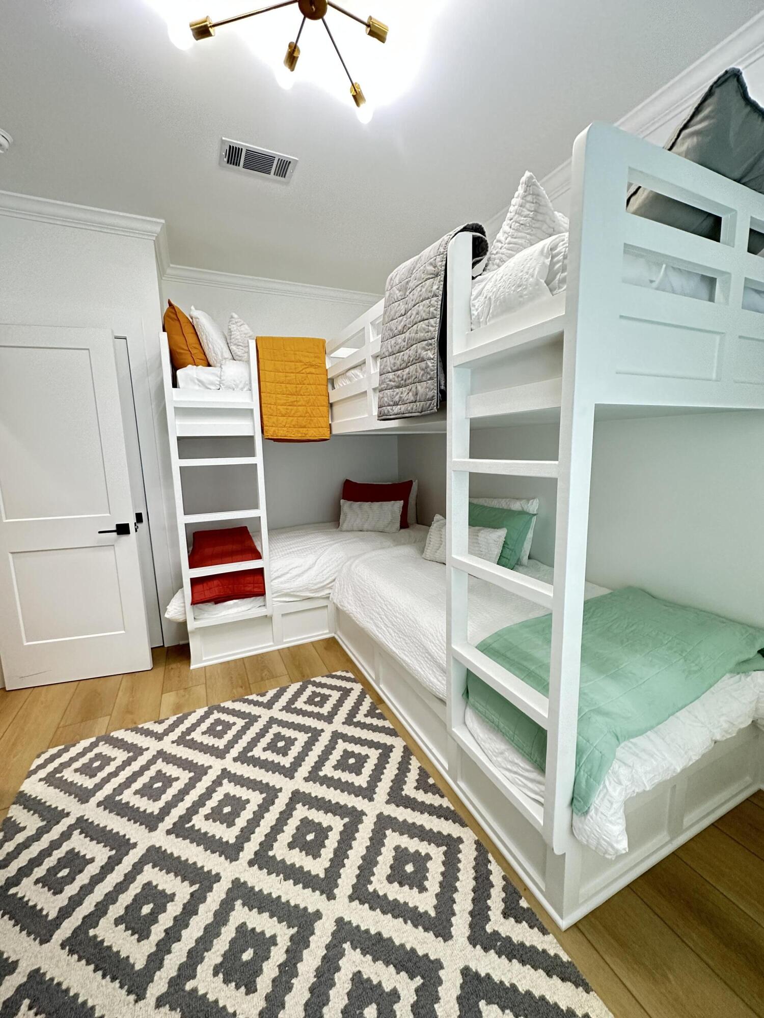 48 Rue Du Soleil Santa Rosa Beach, FL 32459 - Photo 24 of 37 a view of walk in closet