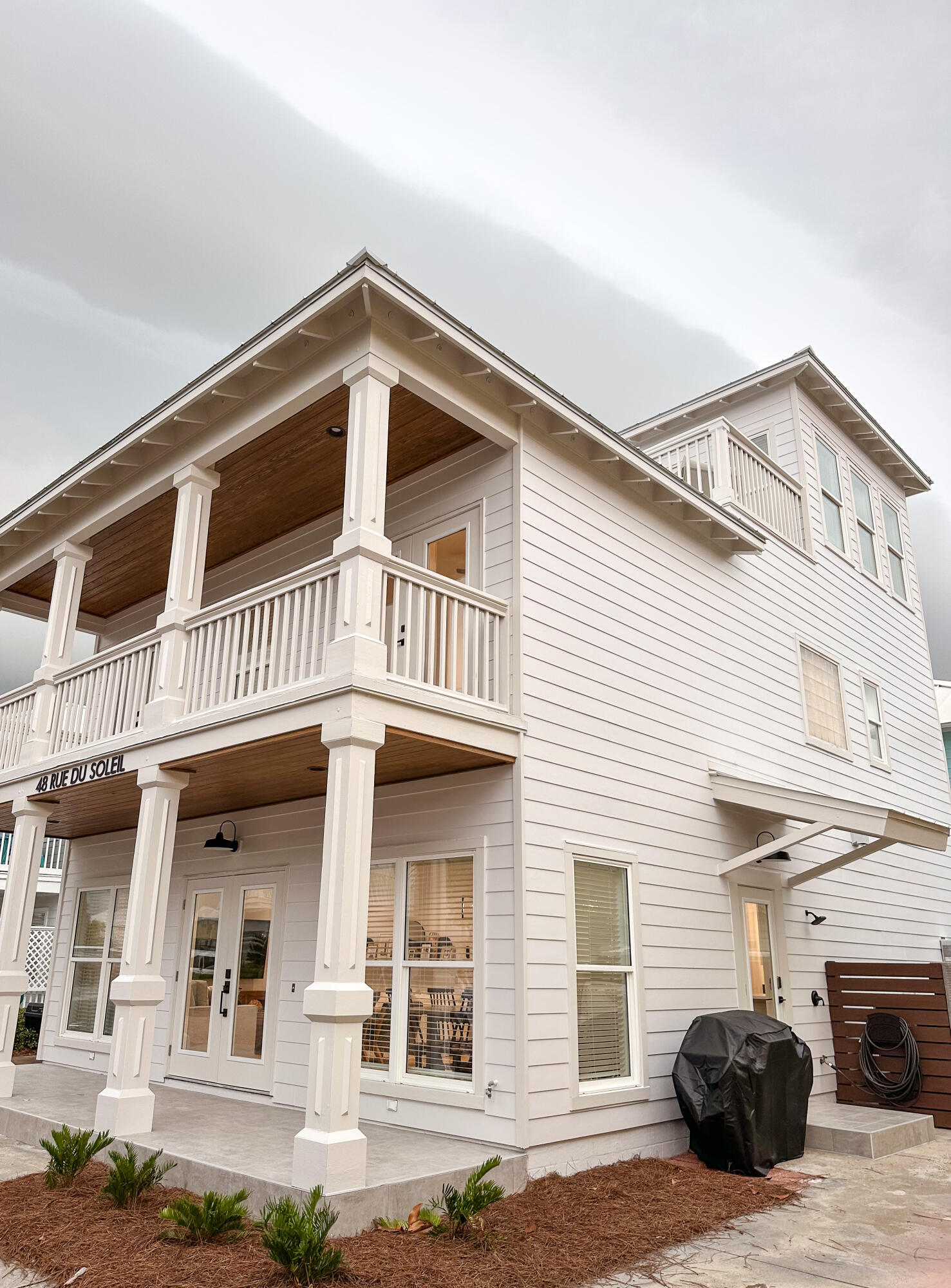 48 Rue Du Soleil Santa Rosa Beach, FL 32459 - Photo 33 of 37 a view of a house with a street