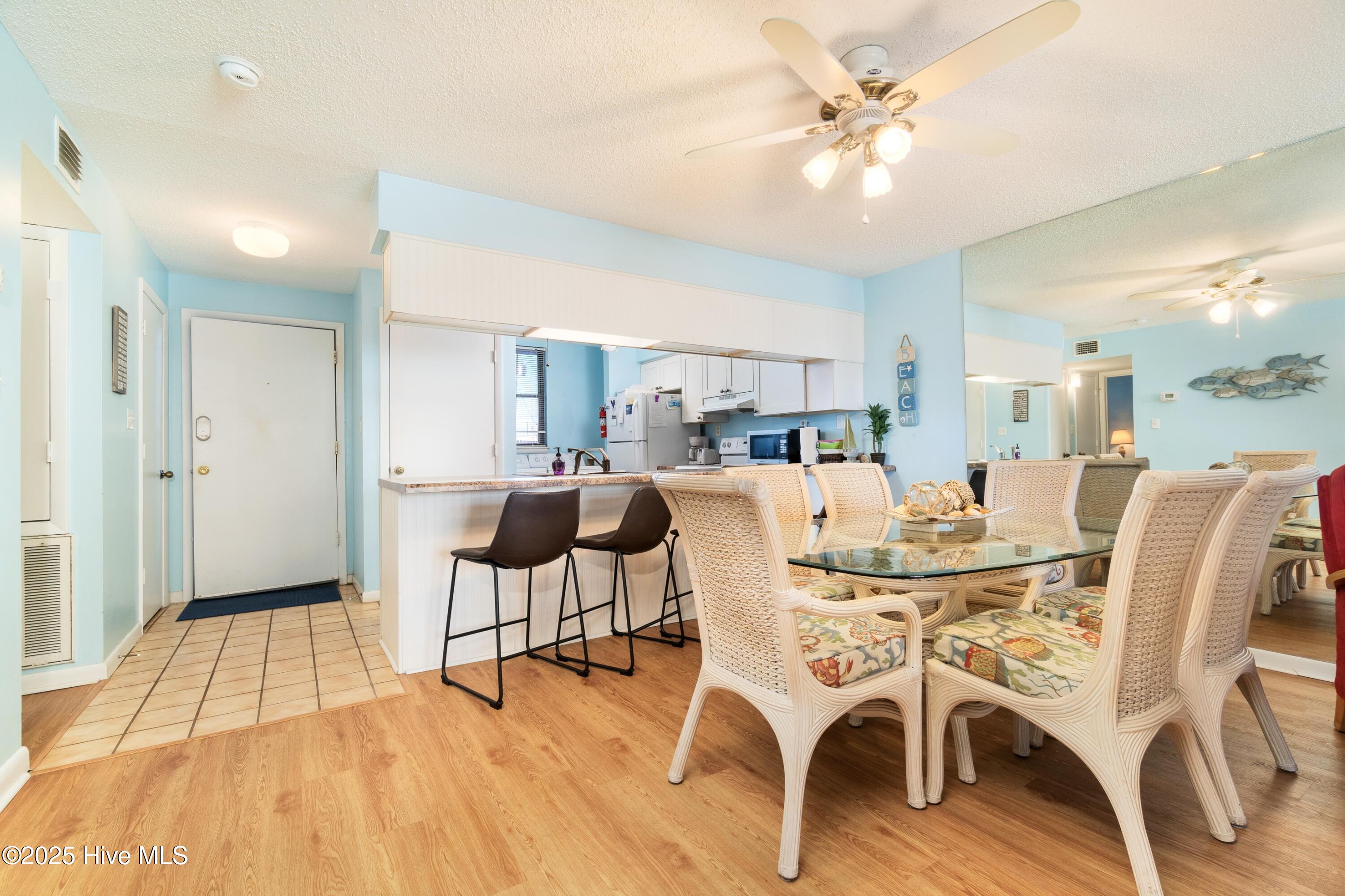 1505 Salter Path Road, Unit 133 Indian Beach, NC 28512 - Photo 4 of 13 Summer Winds U133
