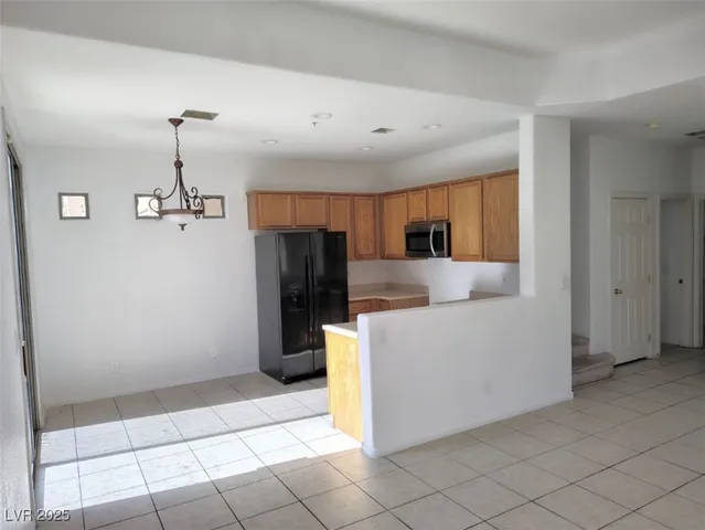 $389,900 | 8301 Strawberry Spring Street, Las Vegas, NV 89143