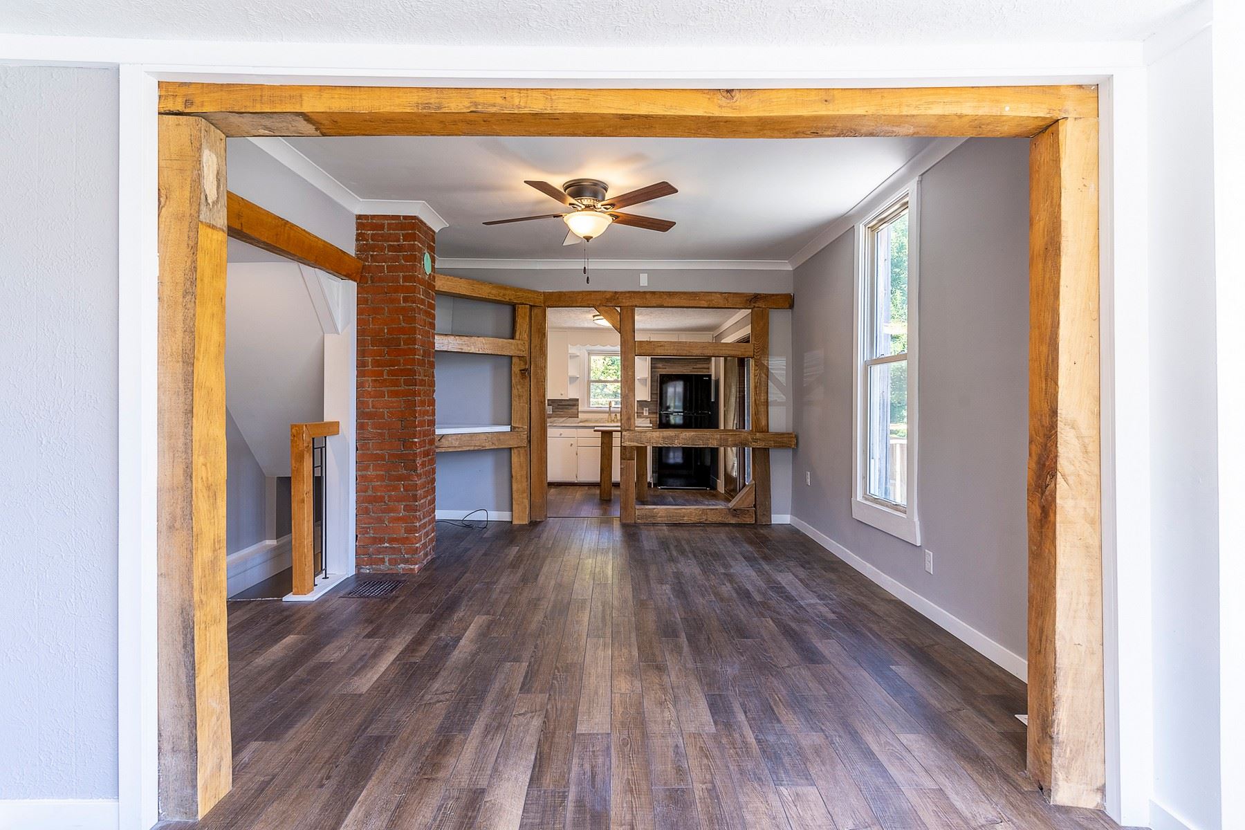 730 Division Street Huntington, IN 46750 - Photo 4 of 32 Gallery Image 4