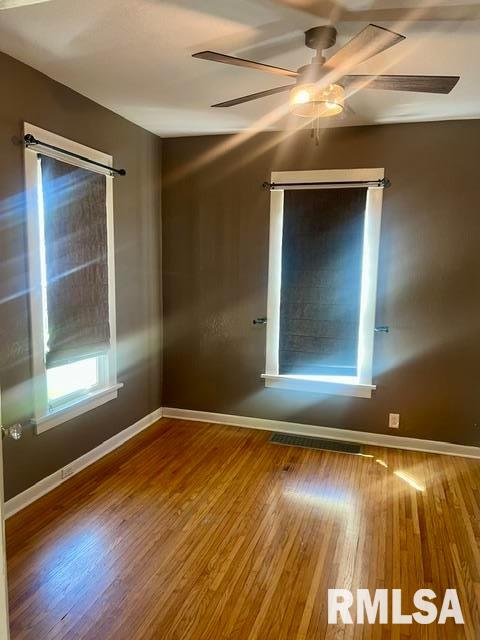 636 North 8th Avenue Canton, IL 61520 - Photo 15 of 33