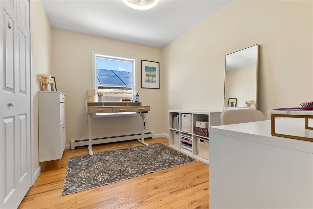 4 Alpine Court Gloucester, MA 01930 - Photo 9 of 38