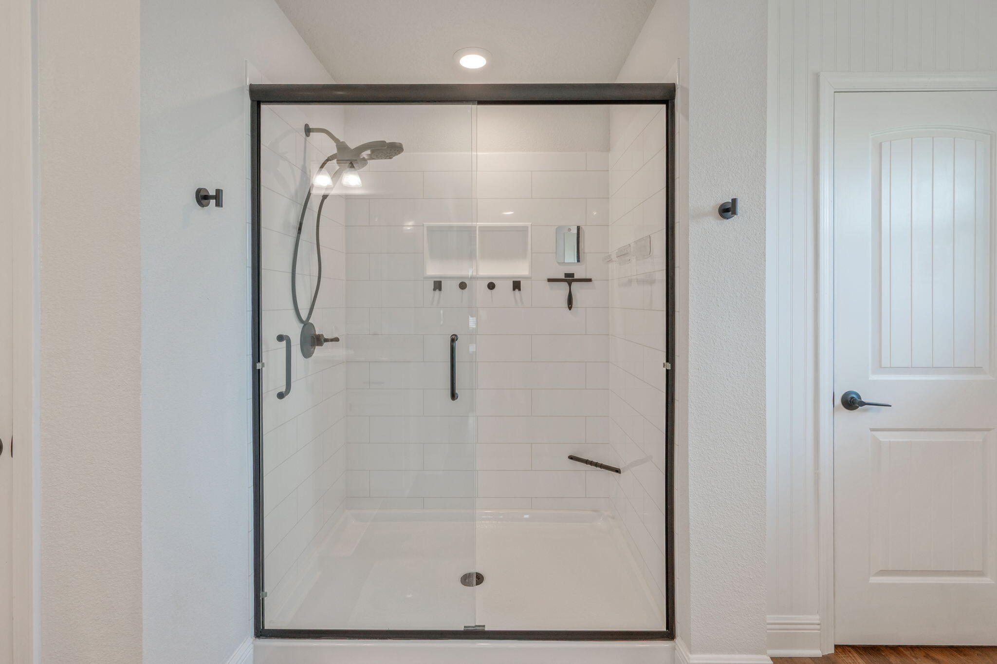 5488 South A Jones Road Milton, FL 32583 - Photo 27 of 51 Primary Bathroom