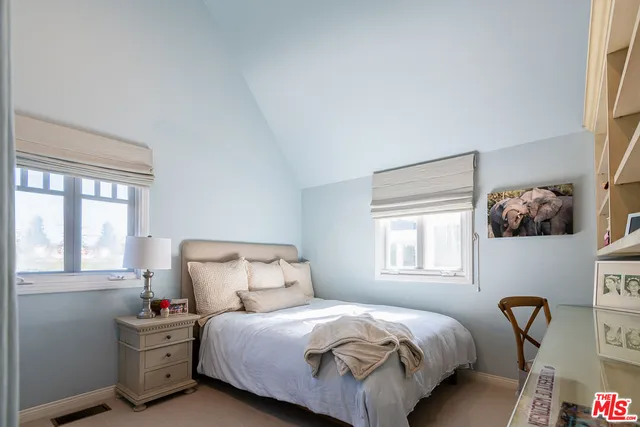 $50,000 | 427 12th Street, Santa Monica, CA 90402