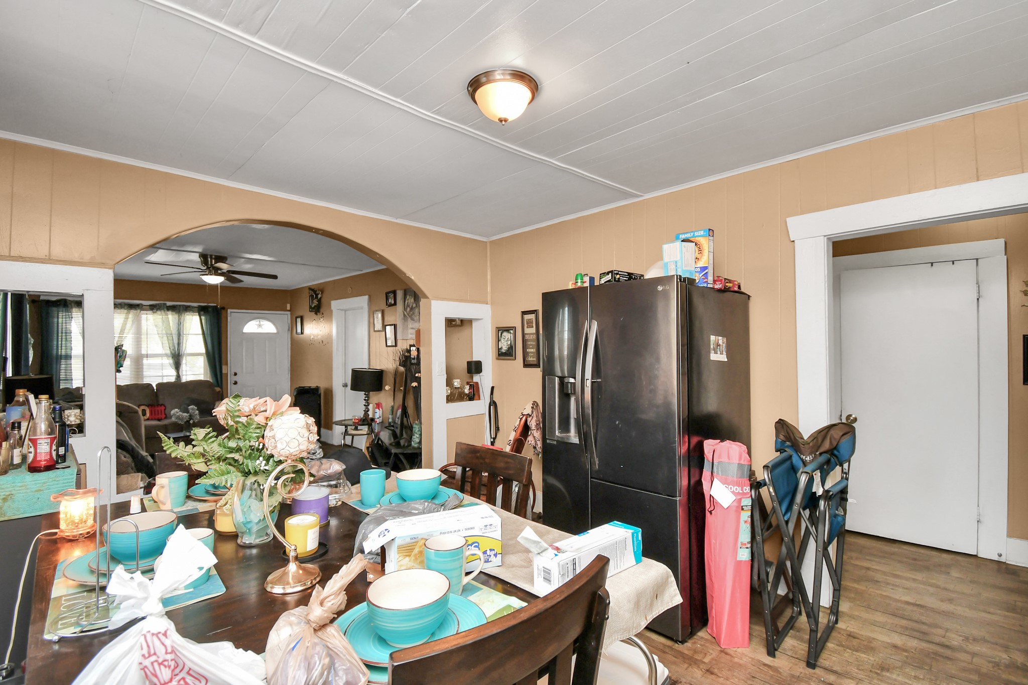 3818 Drew Street Houston, TX 77004 - Photo 13 of 35 a view of a dining room with furniture and wooden floor