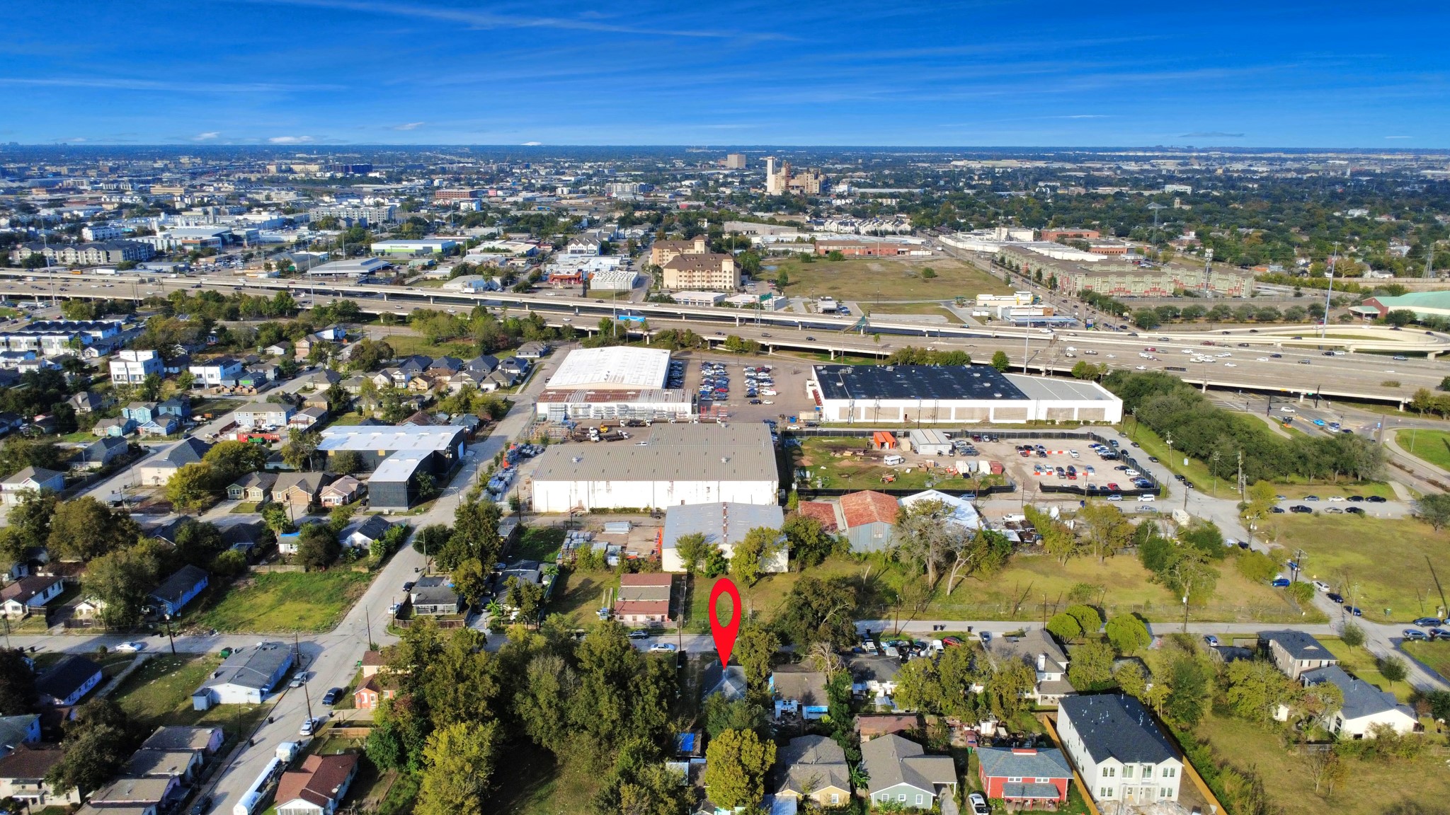 3818 Drew Street Houston, TX 77004 - Photo 34 of 35 a view of a city