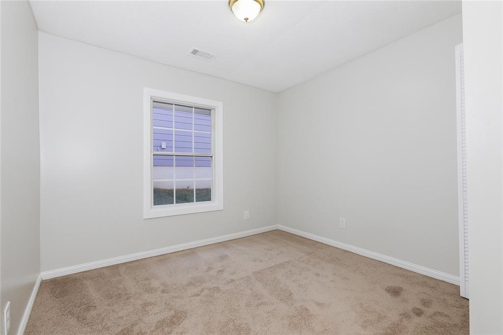 1056 Grant Way Southeast Atlanta, GA 30315 - Photo 12 of 17