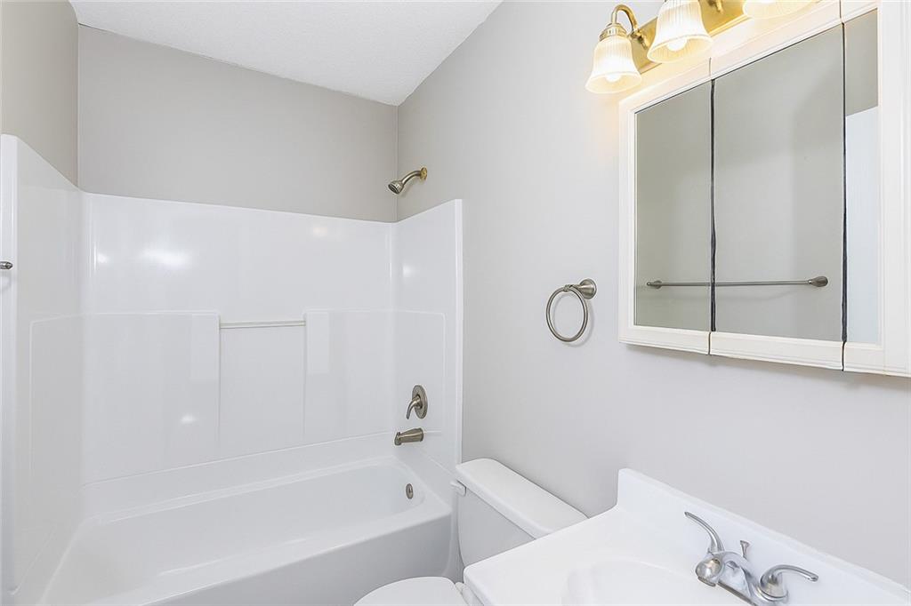 1056 Grant Way Southeast Atlanta, GA 30315 - Photo 15 of 17