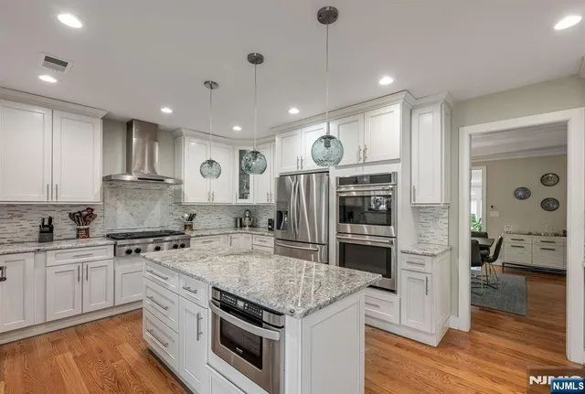 $1,150,000 | 681 Palisade Avenue, Teaneck, NJ 07666