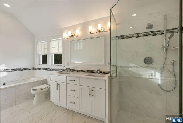 $1,150,000 | 681 Palisade Avenue, Teaneck, NJ 07666