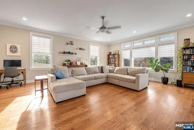 $1,150,000 | 681 Palisade Avenue, Teaneck, NJ 07666