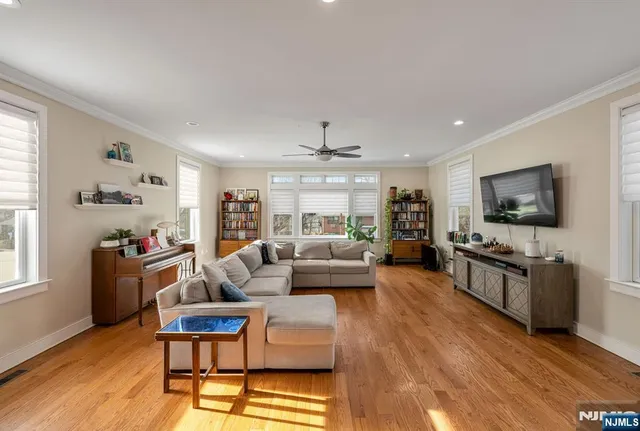 $1,150,000 | 681 Palisade Avenue, Teaneck, NJ 07666