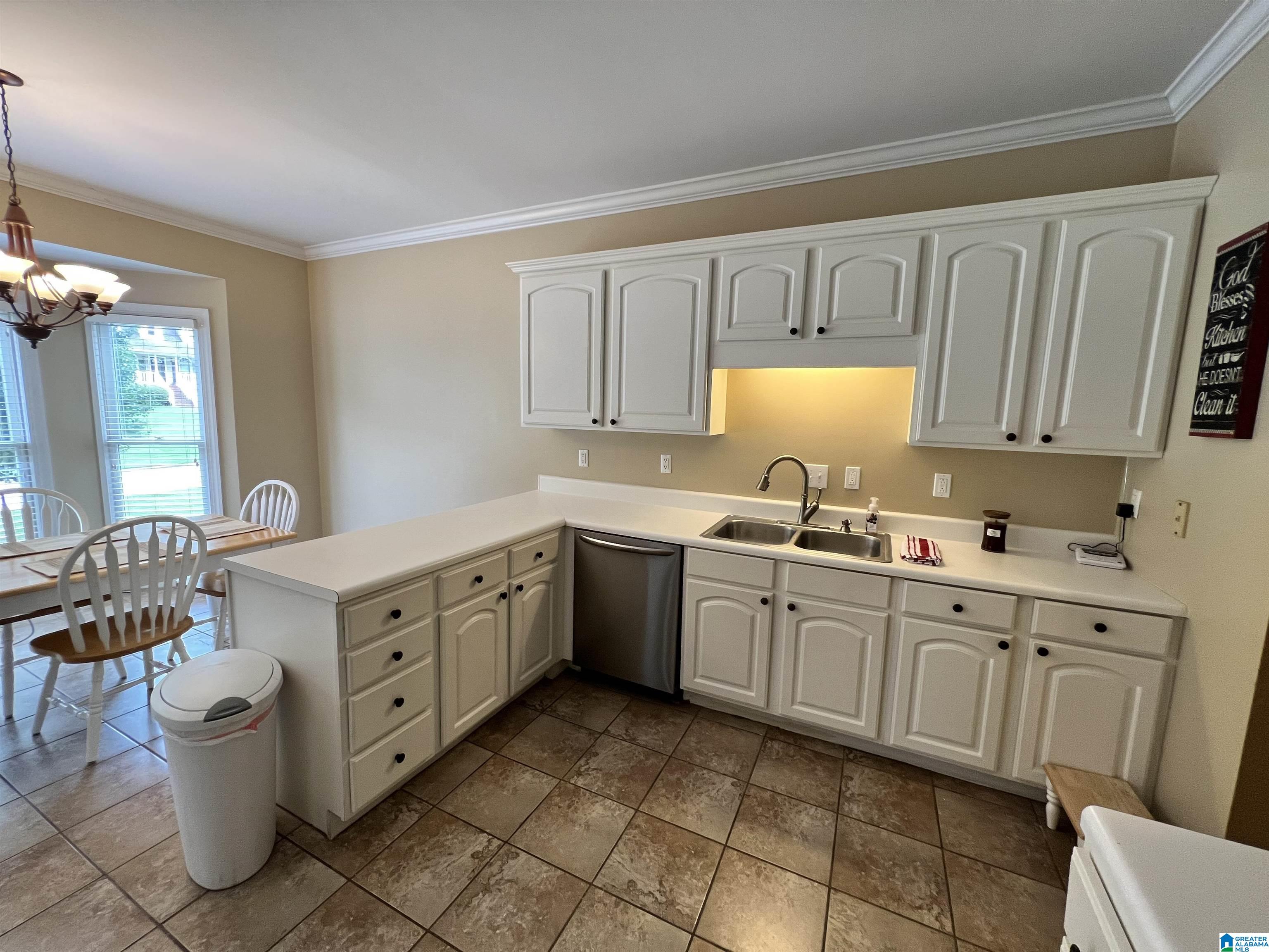 6279 Canterbury Road Pinson, AL 35126 - Photo 6 of 28
