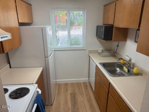 12622 Northwest Barnes Road Portland, OR 97229 - Photo 3 of 22 Galley style