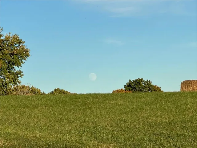 $250,000 | 5775 Southeast W Highway, Lathrop, MO 64465