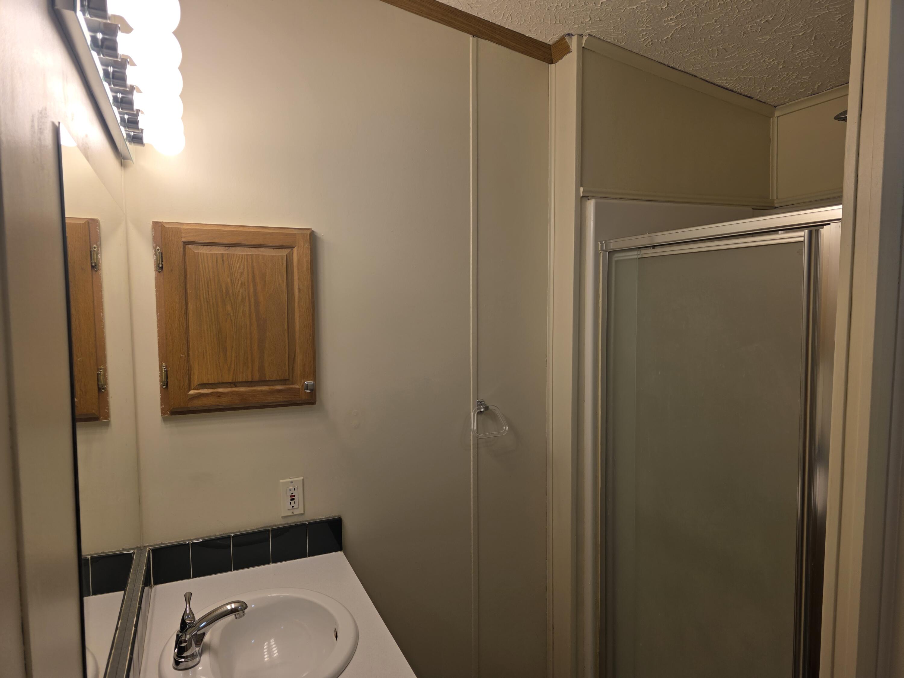 4131 York Lane Jackson, MI 49201 - Photo 10 of 20 20260202_181712