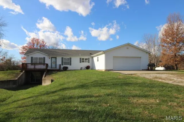 $375,000 | 1495 Woburn Avenue, Greenville, IL 62246