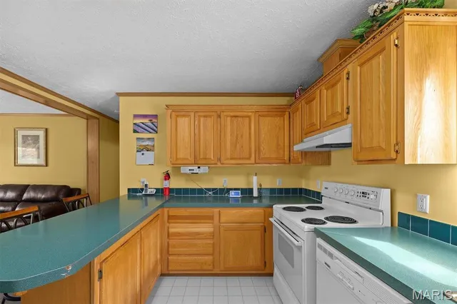 $375,000 | 1495 Woburn Avenue, Greenville, IL 62246