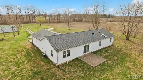 $336,000 | 1495 Woburn Avenue, Greenville, IL 62246