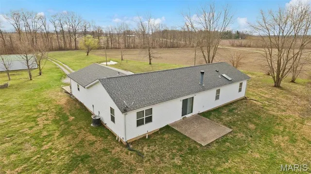 $375,000 | 1495 Woburn Avenue, Greenville, IL 62246