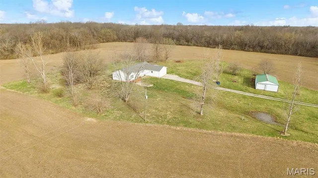 $375,000 | 1495 Woburn Avenue, Greenville, IL 62246