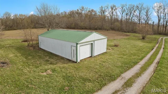 $375,000 | 1495 Woburn Avenue, Greenville, IL 62246