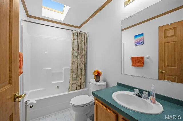 $375,000 | 1495 Woburn Avenue, Greenville, IL 62246