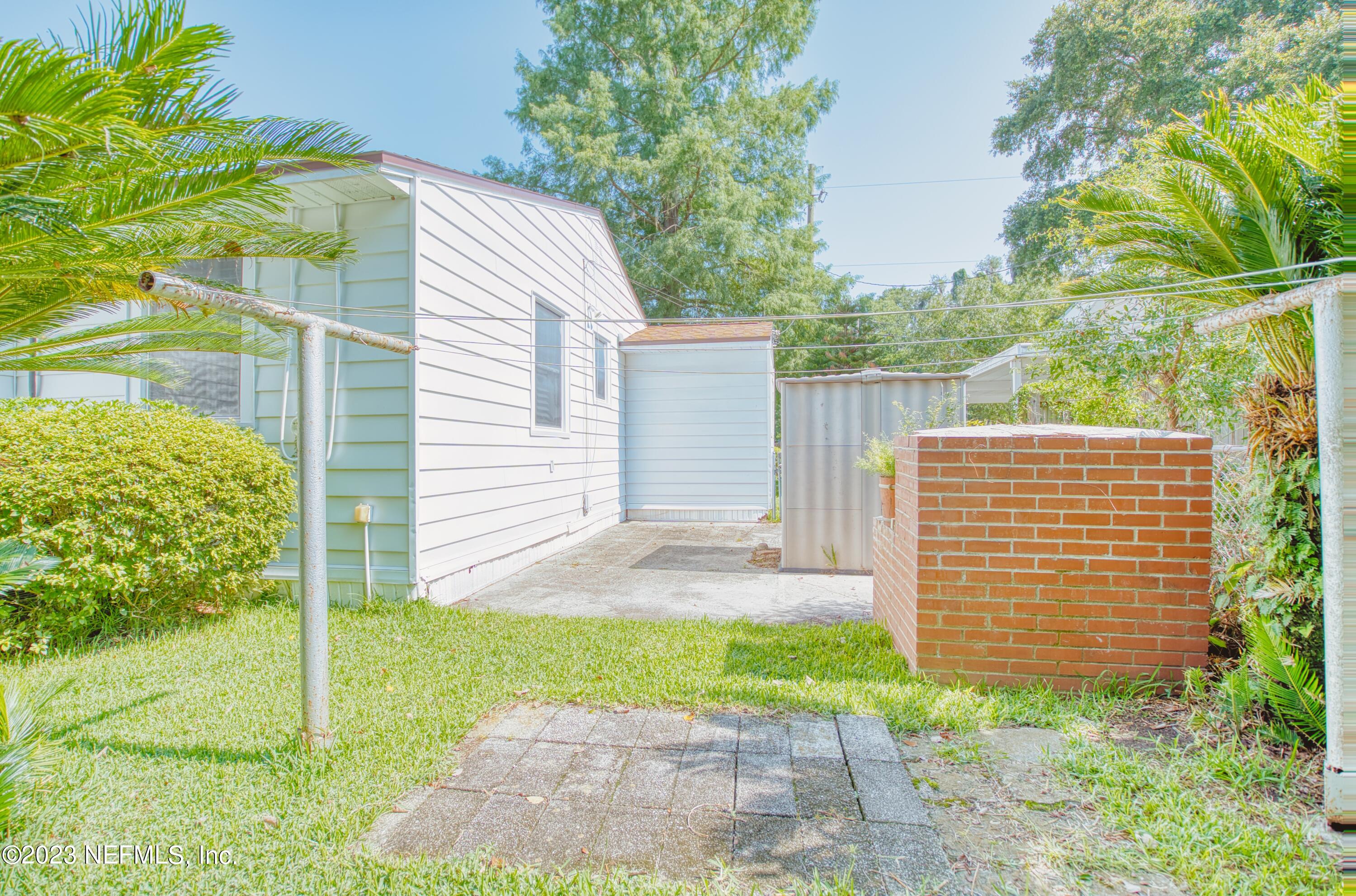 5344 Appleton Avenue Jacksonville, FL 32210 - Photo 41 of 44 a view of back yard of the house