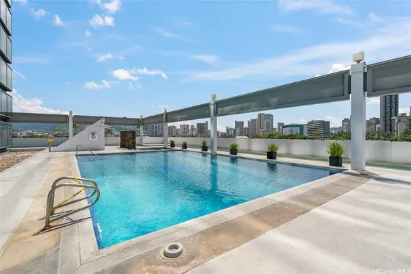 $1,950 | 1750 Kalakaua Avenue, Unit 609, Honolulu, HI 96826