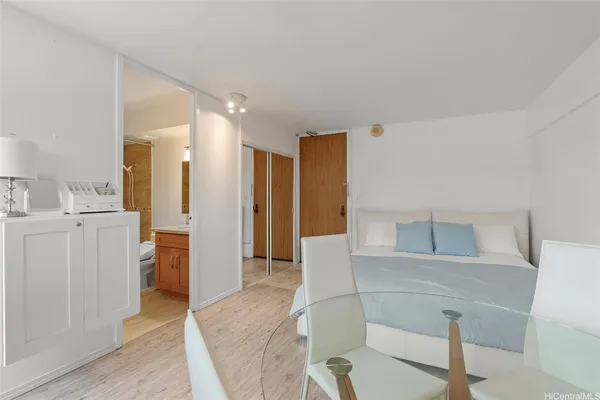 $1,950 | 1750 Kalakaua Avenue, Unit 609, Honolulu, HI 96826