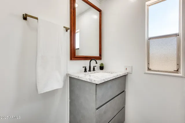 $64,900 | 1628 East Villa Rita Drive, Phoenix, AZ 85022