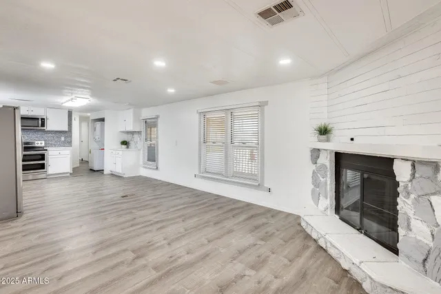 $64,900 | 1628 East Villa Rita Drive, Phoenix, AZ 85022