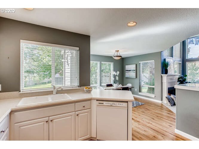 22060 Southwest Grahams Ferry Road, Unit A Tualatin, OR 97062 - Photo 12 of 28 Gallery Image 12