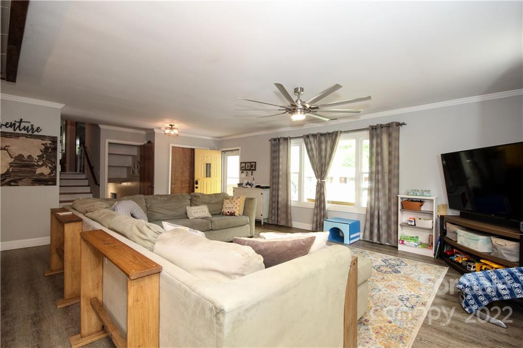 330 Park Road Albemarle, NC 28001 - Photo 6 of 48 Gallery Image 6