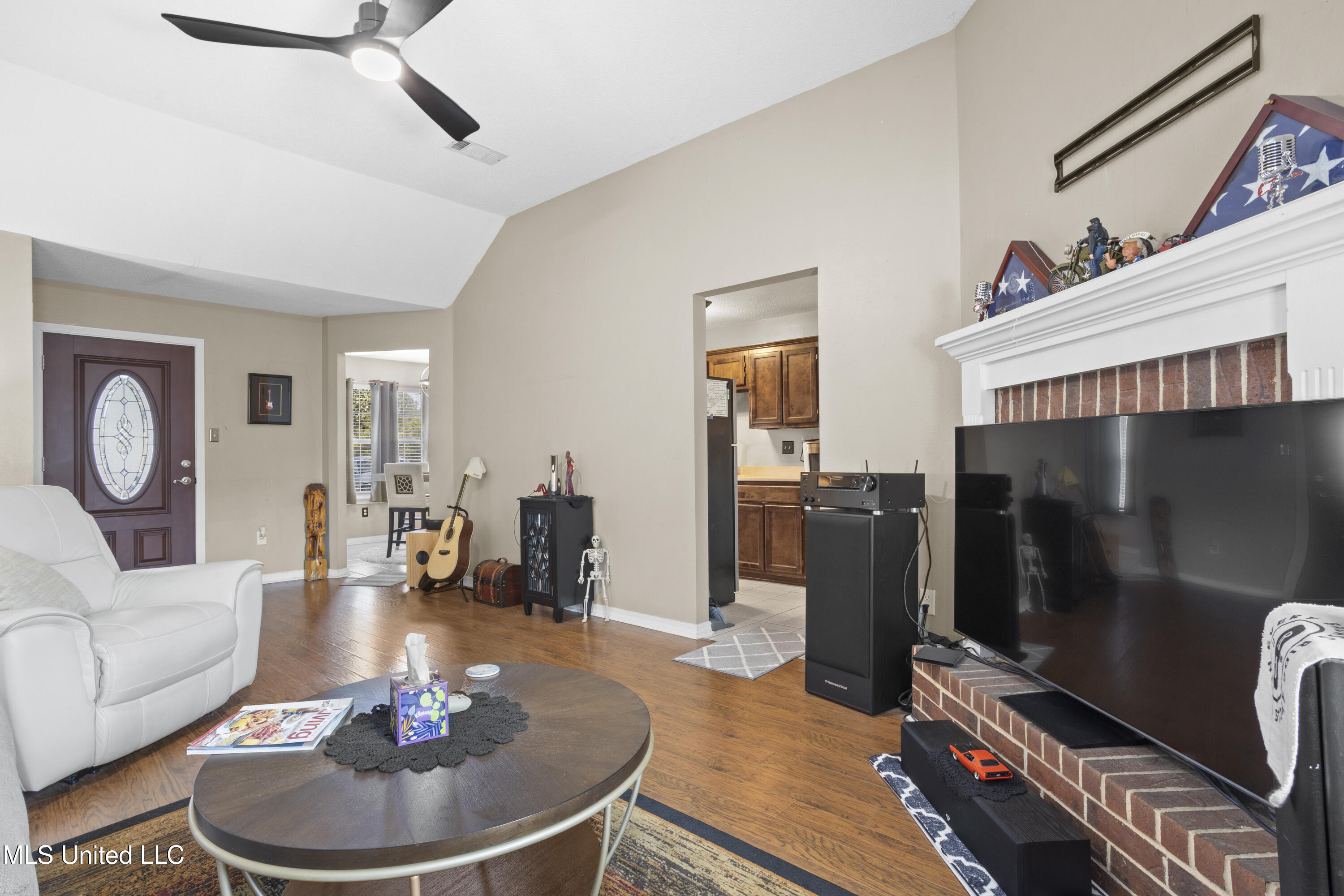 1310 Deana Road Ocean Springs, MS 39564 - Photo 6 of 22 006
