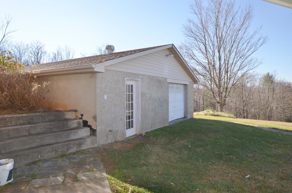 880 Johnny's Ridge Road Ferrum, VA 24088 - Photo 34 of 47 Gallery Image 34
