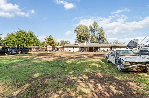 $590,000 | 8289 East McKinley Avenue, Fresno, CA 93737