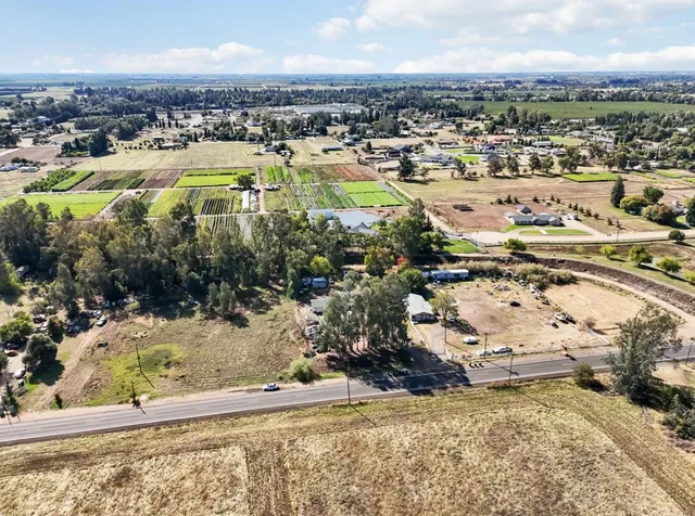 $595,000 | 8289 East McKinley Avenue, Fresno, CA 93737