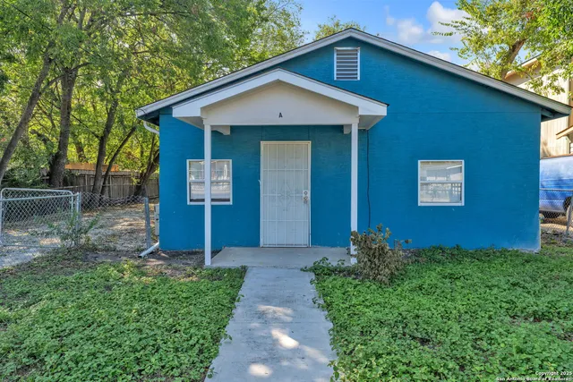 $800 | 834 Division Avenue, Unit 1, San Antonio, TX 78225