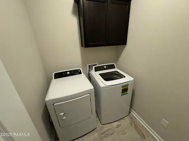 $2,200 | 406 Gray Birch Loop, Youngsville, LA 70592