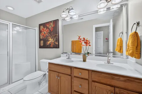 $850,000 | 4613 Cross Brook Lane, Raleigh, NC 27610