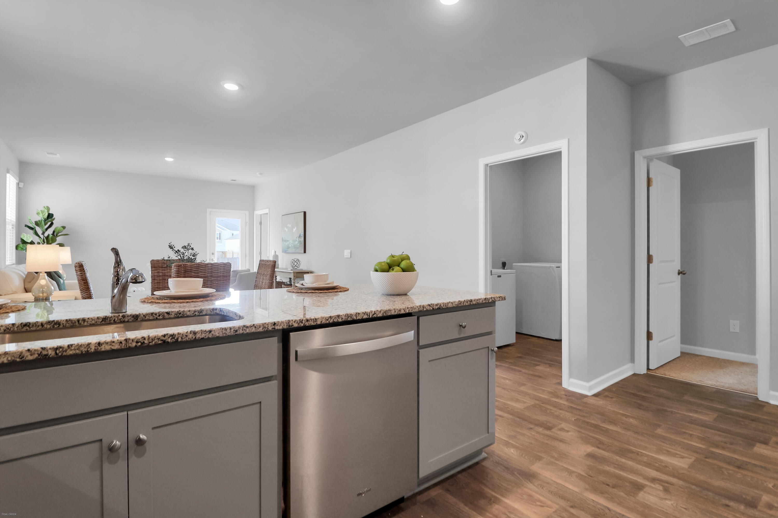 318 Feldspar Lane Ladson, SC 29456 - Photo 8 of 34 318 Feldspar -Tidalcreekphoto- (20)