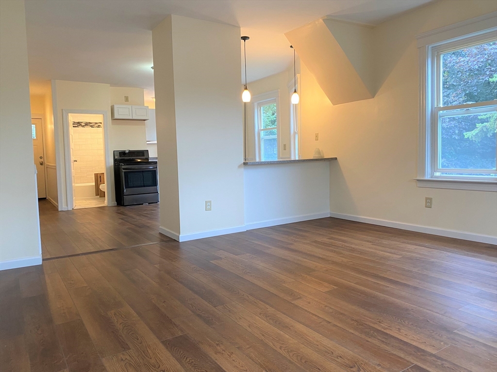 68 Everard Street, Unit 2 Worcester, MA 01605 - Photo 23 of 24