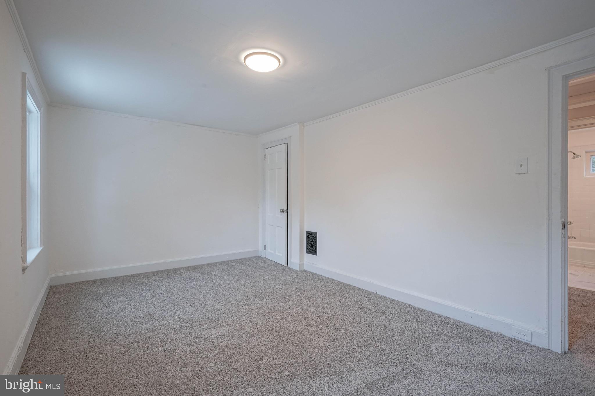 1662 Minnesota Road Camden, NJ 08104 - Photo 15 of 22 a view of an empty room