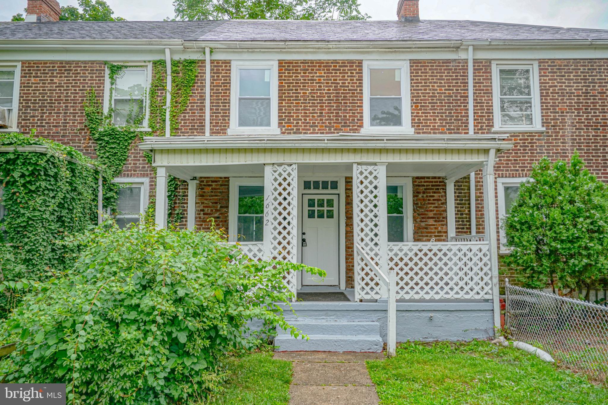 1662 Minnesota Road Camden, NJ 08104 - Photo 3 of 22 front view of a house