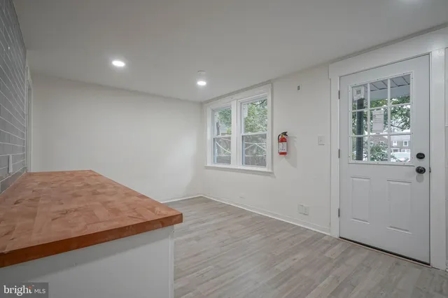 a view of livingroom with hardwood