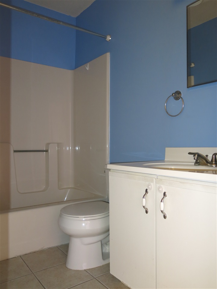 40 Wolf Road, Unit 43 Lebanon, NH 03766 - Photo 12 of 15 Gallery Image 12
