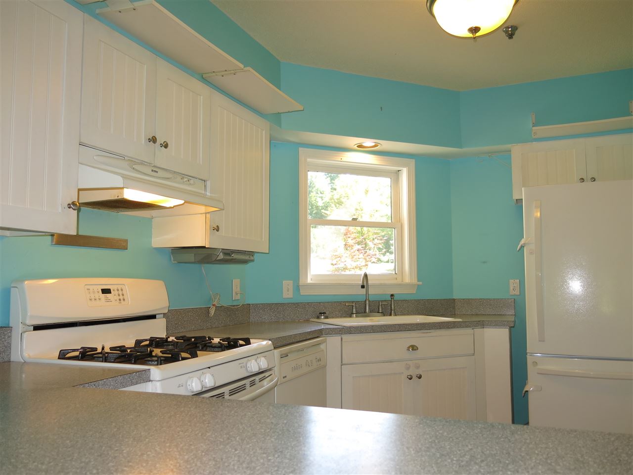 40 Wolf Road, Unit 43 Lebanon, NH 03766 - Photo 4 of 15 Gallery Image 4