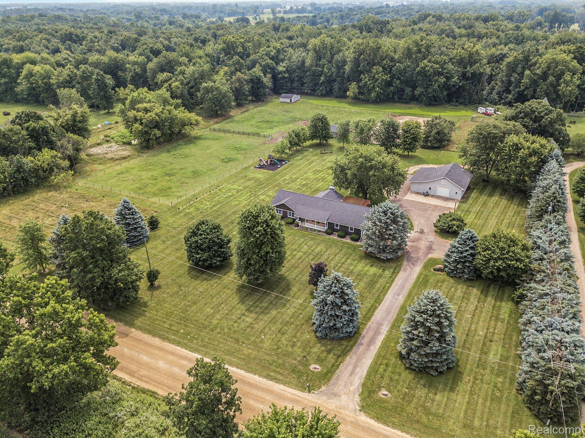 9477 West Allen Road Fowlerville, MI 48836 - Photo 38 of 44 Aerial Overhead View